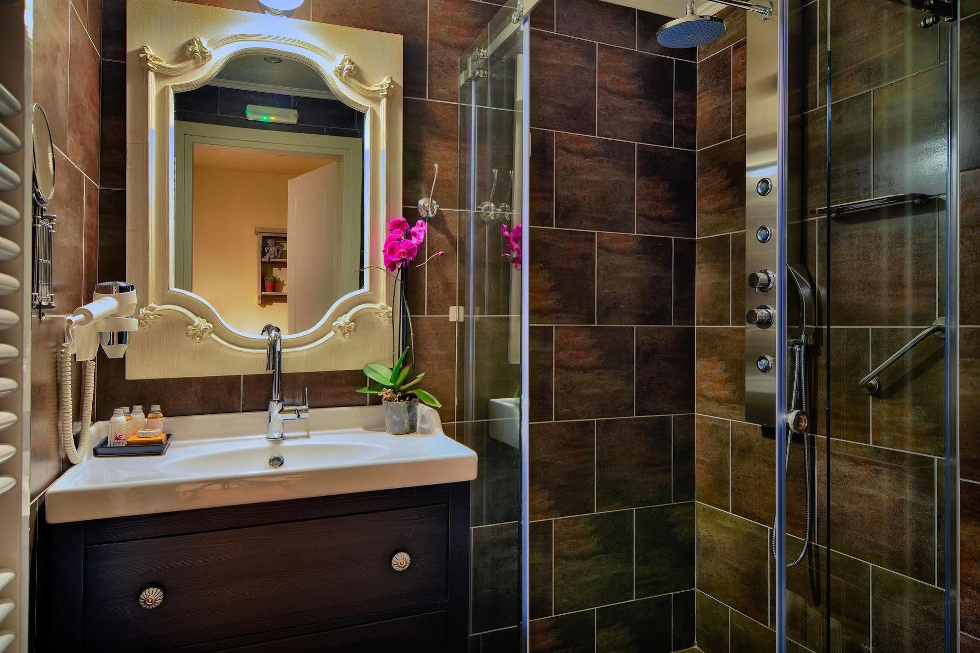 Antique 5* Ioannina